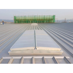 三角形电动排烟天窗